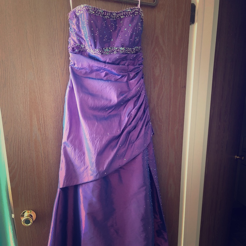 Beautiful purple prom dress